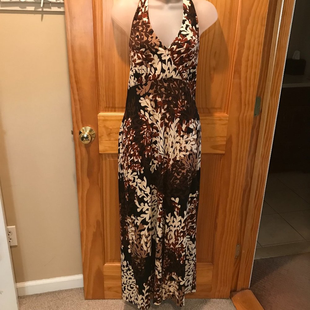 Dressbarn Maxi Halter Dress - Picture 2 of 7